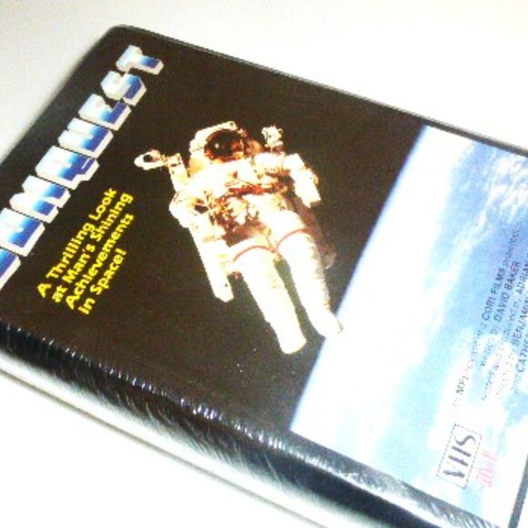 BNF - 1985 True Story CONQUET A THRILLING Man's Achievement in SPACE Vintage VHS - Picture 1 of 4
